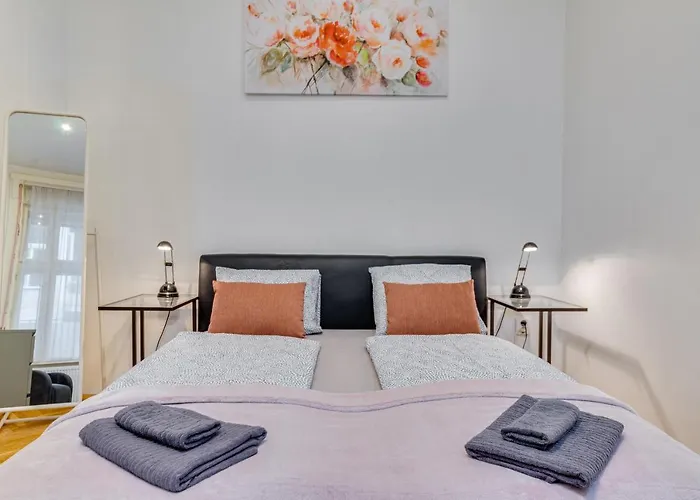 Stylemix In Heart Apartment Budapest